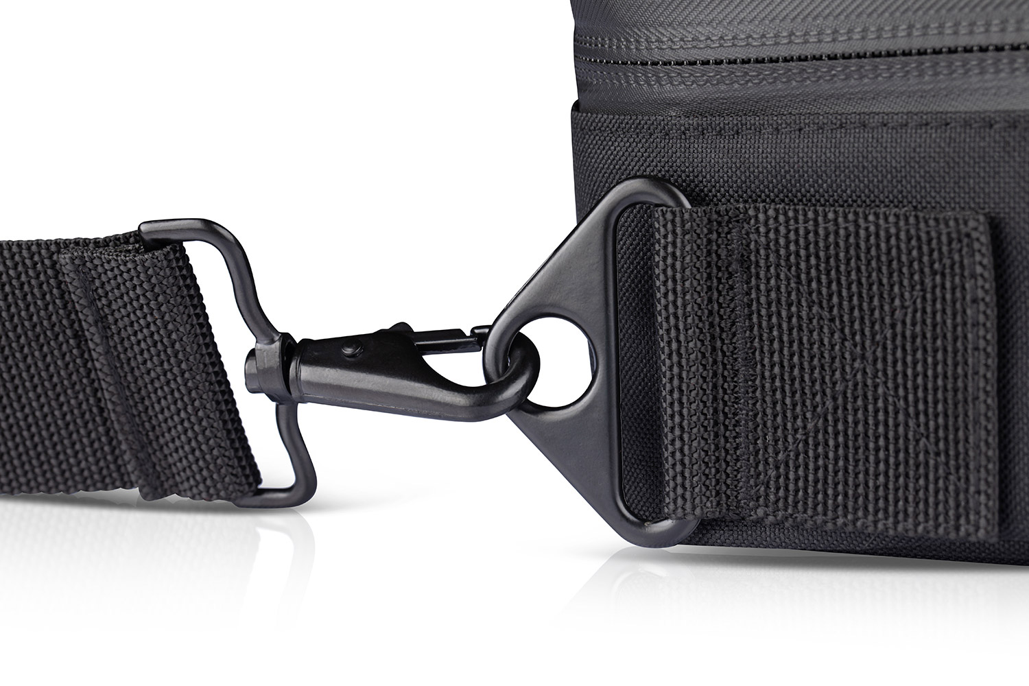 Close-up of strap clip for POD Go and POD Go Wireless Shoulder Bag